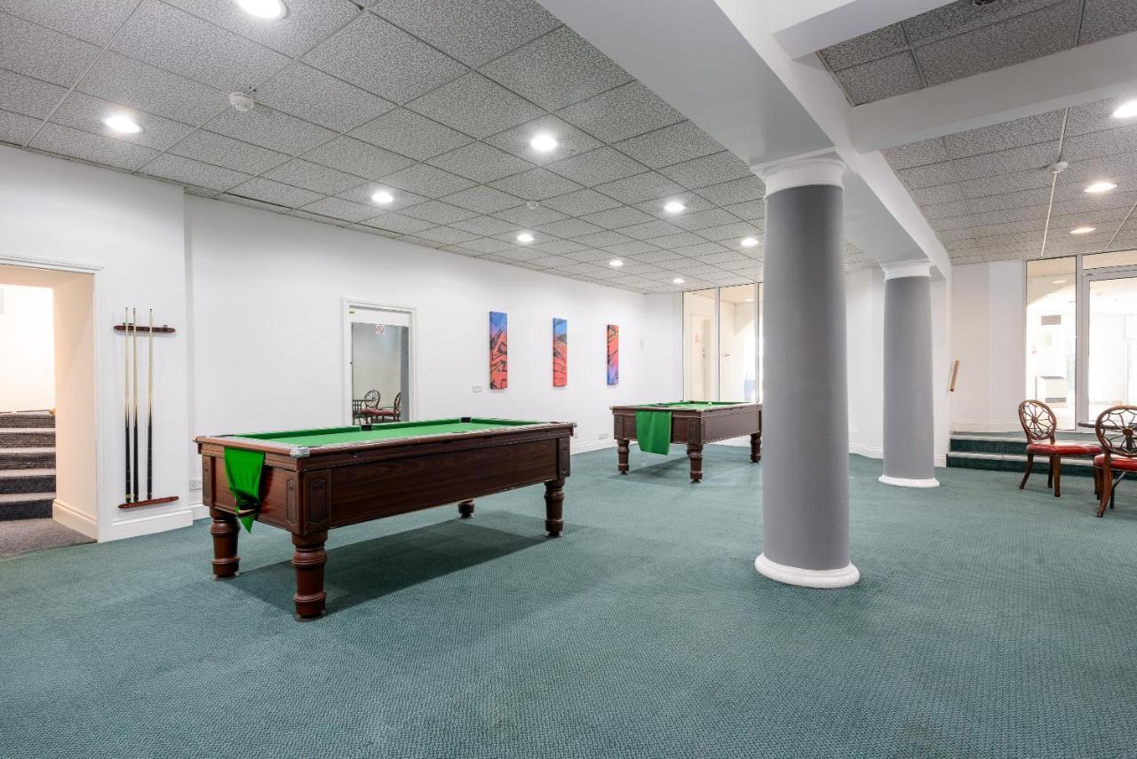 Abbey Lawn Hotel توركواي المظهر الخارجي الصورة