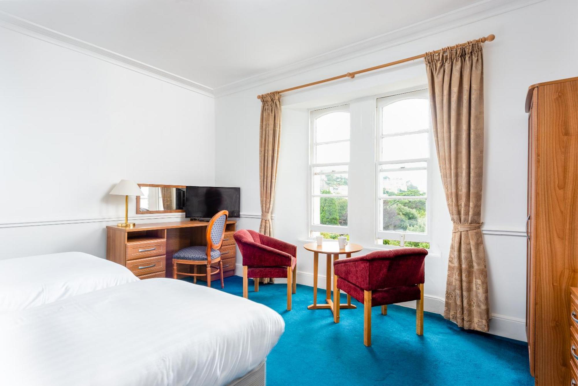 Abbey Lawn Hotel توركواي المظهر الخارجي الصورة